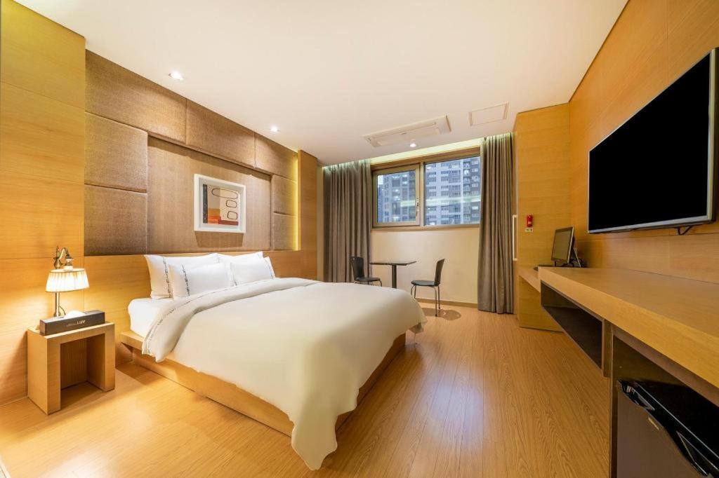 Business Design Hotel Luv Incheon Bagian luar foto