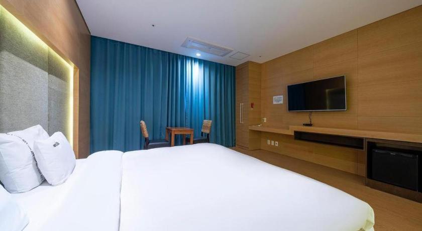 Business Design Hotel Luv Incheon Bagian luar foto
