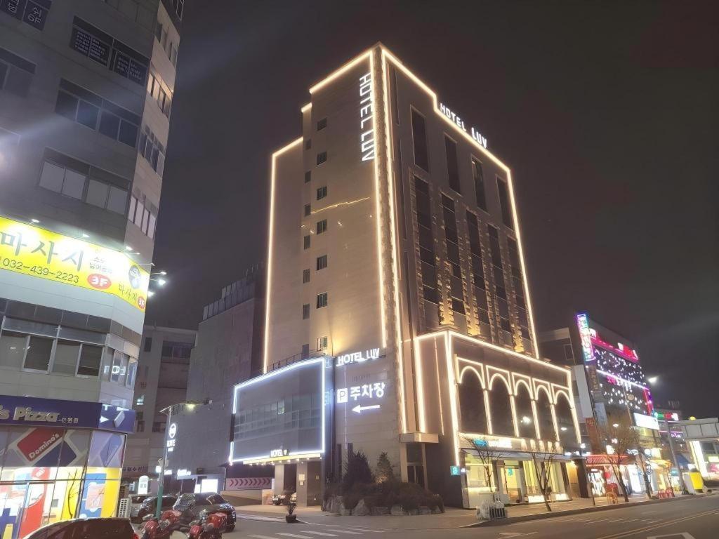 Business Design Hotel Luv Incheon Bagian luar foto